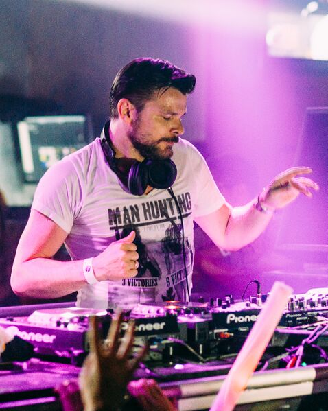 ملف:ATB 2015 (cropped).jpg