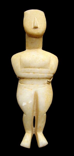 ملف:Cycladic female figurine 2.jpg
