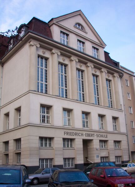 ملف:Friedrich-Ebert-Oberschule.jpg