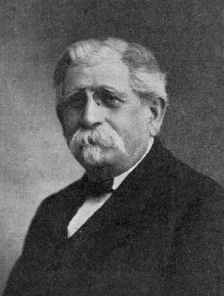 ملف:Salinas-Portrait.jpg