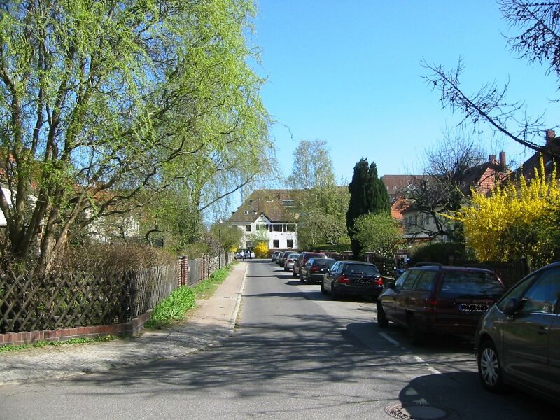 ملف:Berlin-Tempelhof Thuyring.jpg