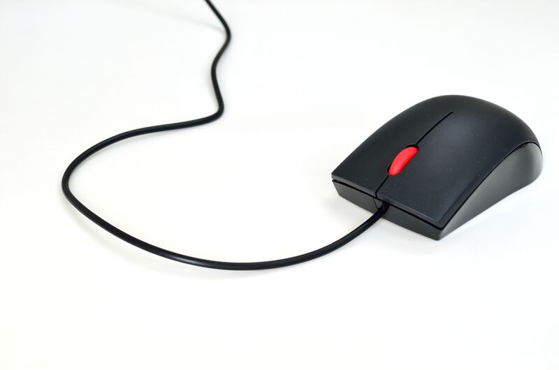 ملف:ComputerMouseCloseup3.jpg