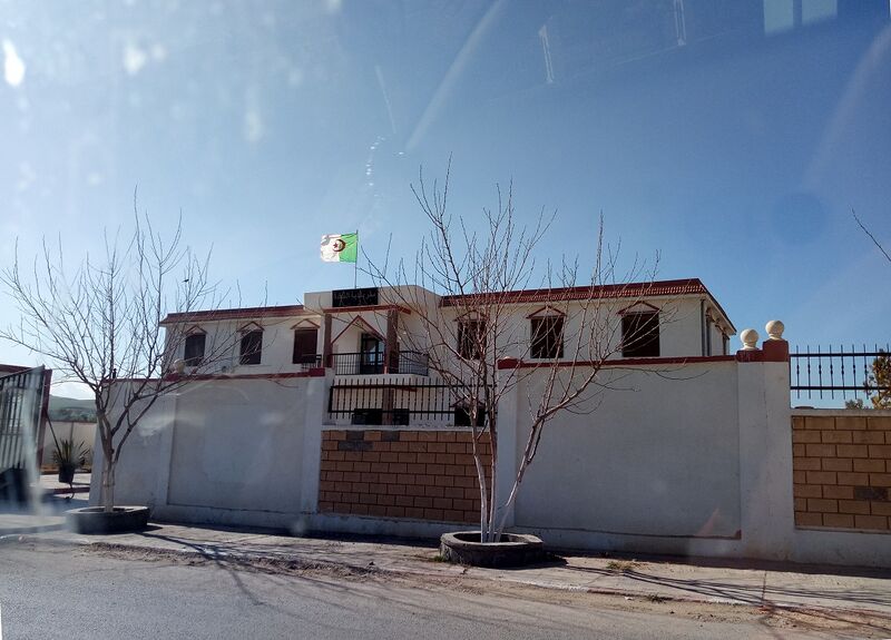 ملف:Mairie d'El Gaada.jpg