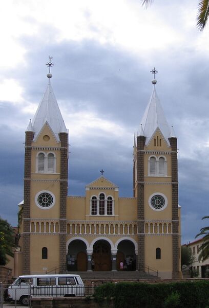 ملف:St. Marien-Kathedrale Windhoek.jpg