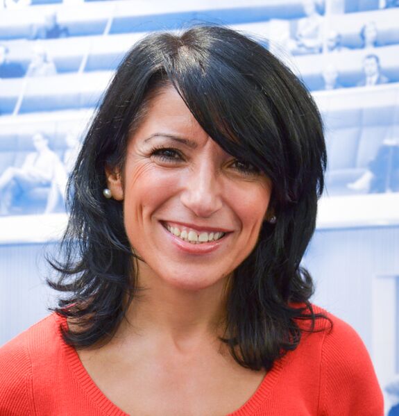 ملف:Amineh Kakabaveh 01.JPG