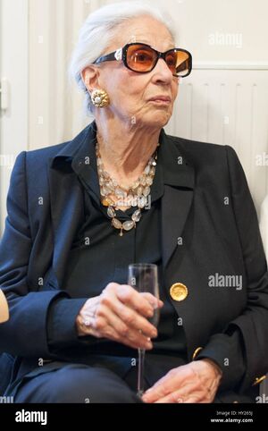 Leah Nadler, Paris, 2017-03-30.jpg