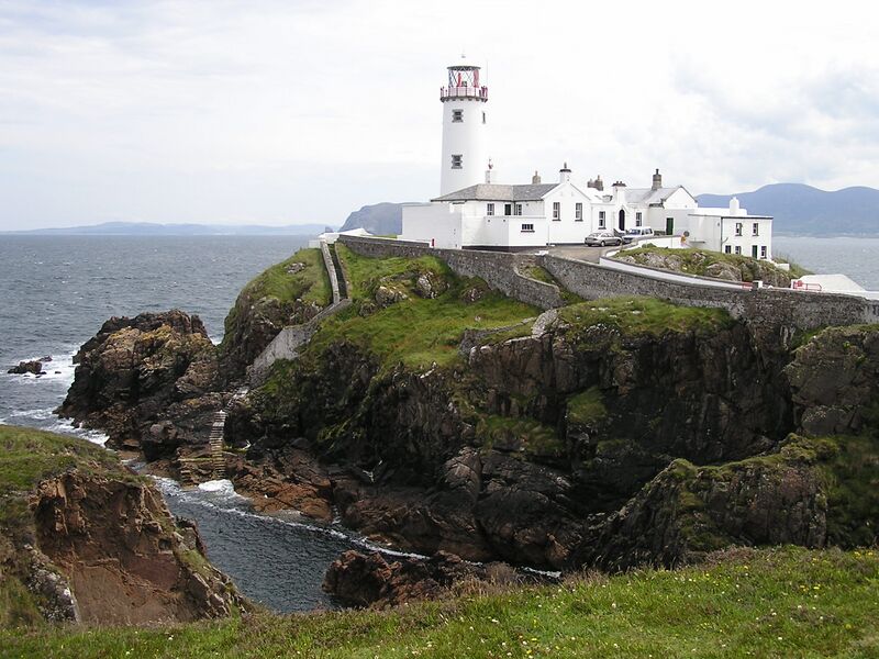 ملف:Fanad lighthouse.jpg