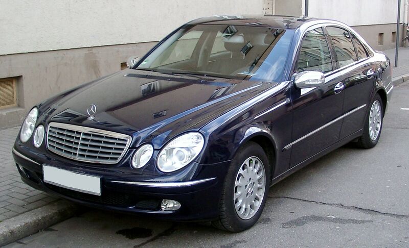 ملف:Mercedes W211 front 20080131.jpg