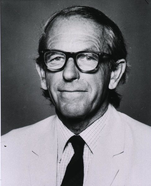 ملف:Frederick Sanger2.jpg