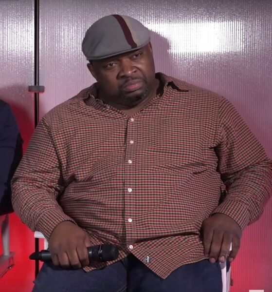 ملف:LaVan Davis 2018.jpg