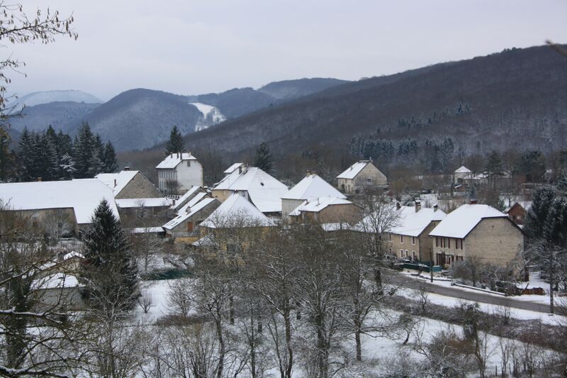ملف:La Chapelle-sur-Furieuse.JPG