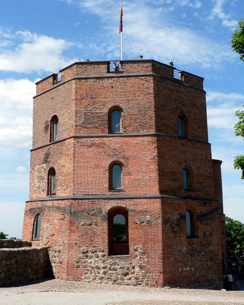 ملف:Vilnius Gediminas tower.jpg