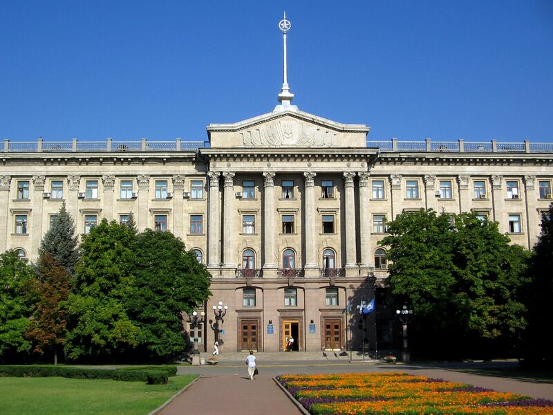 ملف:Здание Горкома в Николаеве.jpg