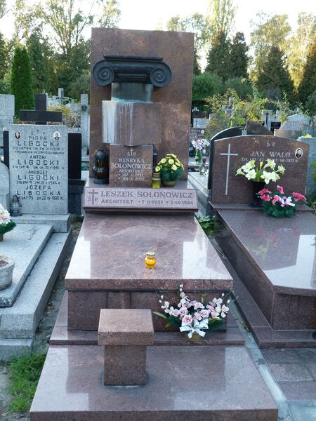 ملف:Grób Leszka Sołonowicza.jpg