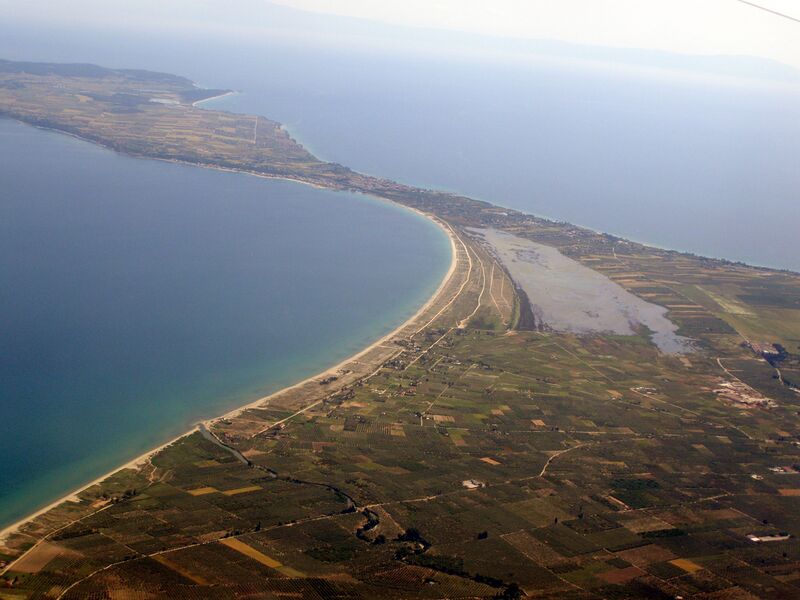 ملف:Ποτίδαια - Αεροφωτογραφία 1.JPG