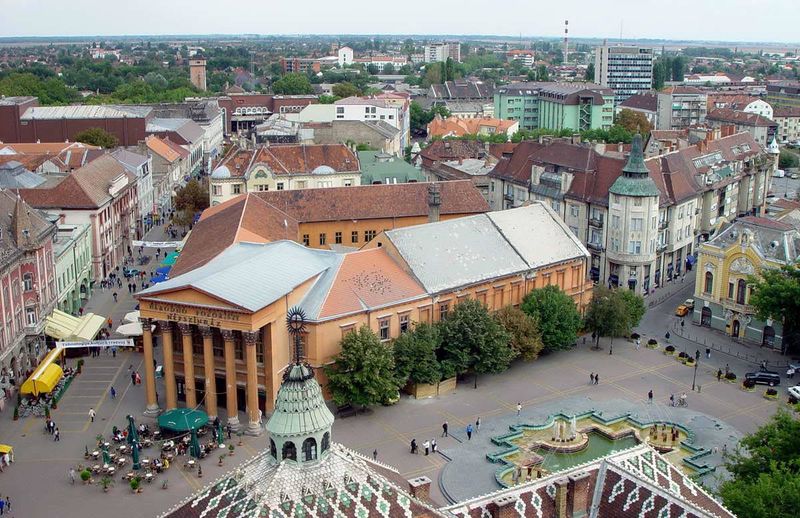 ملف:Subotica centar.jpg
