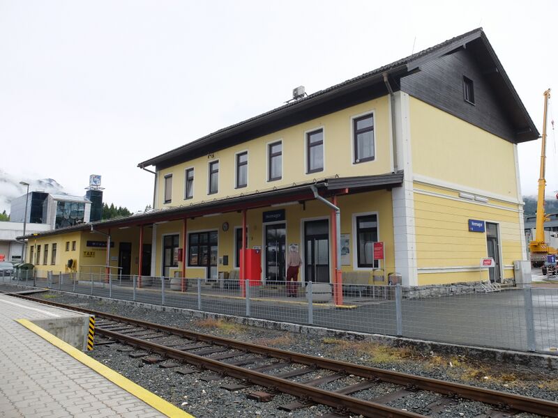 ملف:Bahnhof Hermagor.jpg