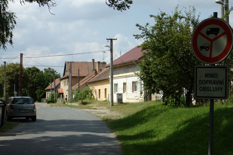 ملف:Budihostice, ulice.jpg