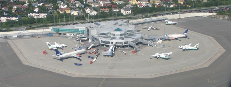 ملف:Bodø lufthavn.jpg
