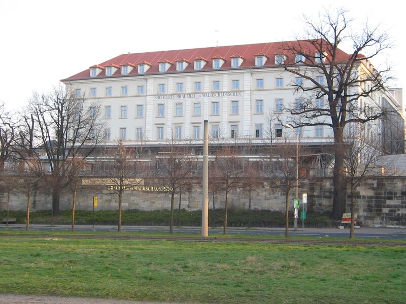 ملف:Brauhaus am Waldschlösschen.jpg