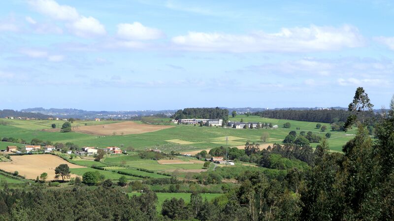 ملف:Mabegondo CIAM Panoramica.jpg