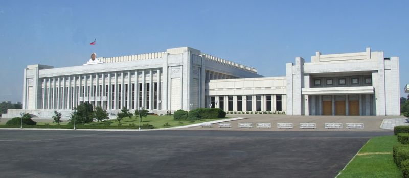 ملف:Mansudae Assembly Hall.JPG