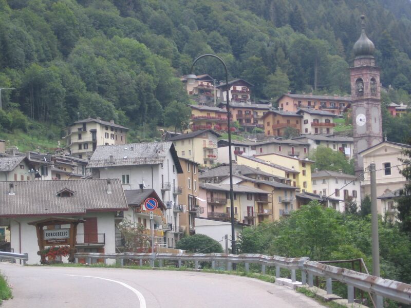 ملف:Roncobello panorama.JPG