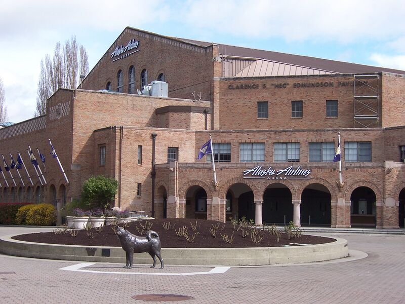 ملف:Alaska Airlines Arena.JPG