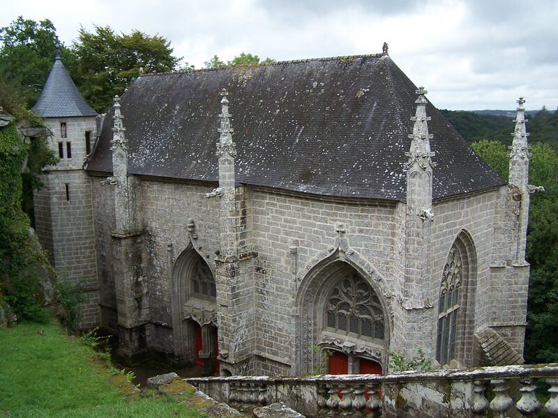 ملف:Chapelle Sainte-Barbe du Faouët.JPG