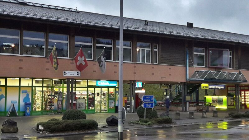 ملف:Hasle-Rüegsau railway station.jpg