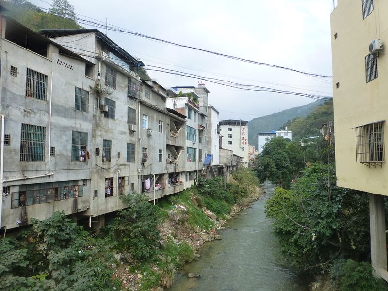 ملف:Lianhuatan - P1380227.JPG