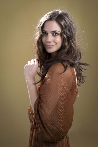 ملف:Manuela Bosco profile 1.jpg