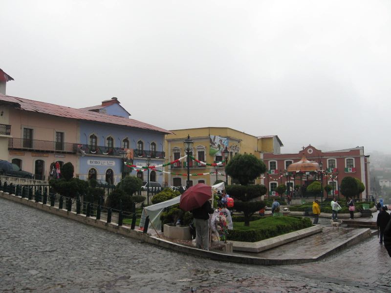 ملف:PlazaRealdelMonte.JPG