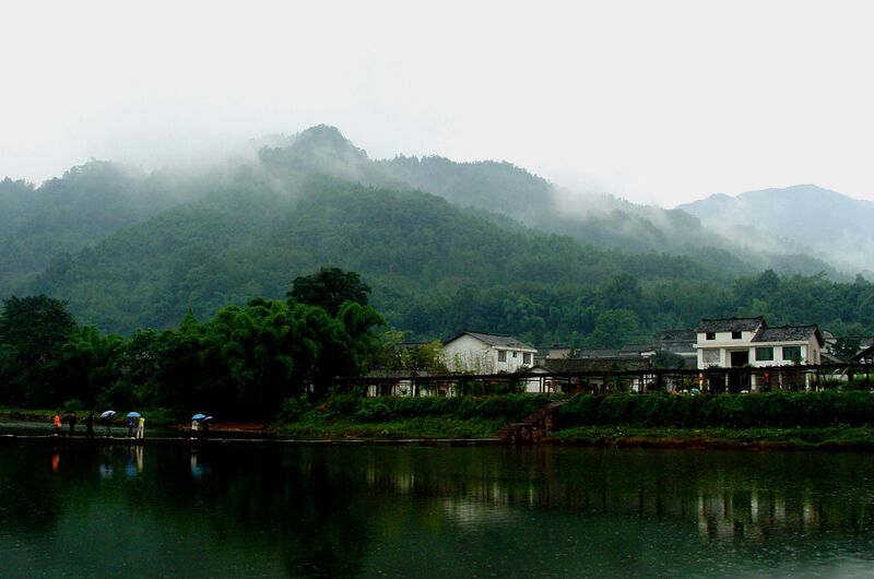 ملف:陈庆红作品-烟雨柳江之家住青山绿水间 - panoramio.jpg