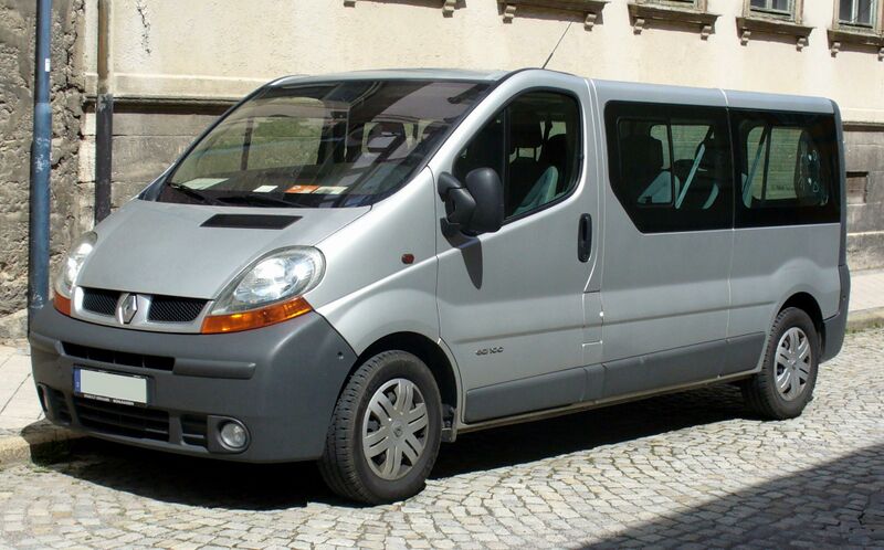ملف:Renault Trafic Kombi.jpg